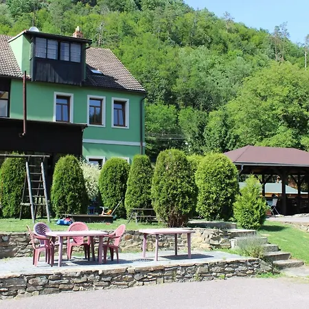 Vranov Apartment *