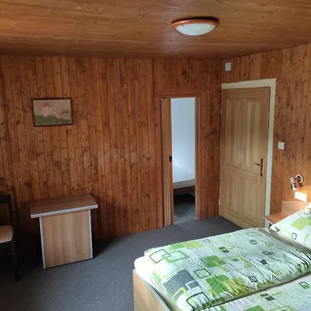 Vranov Apartment *