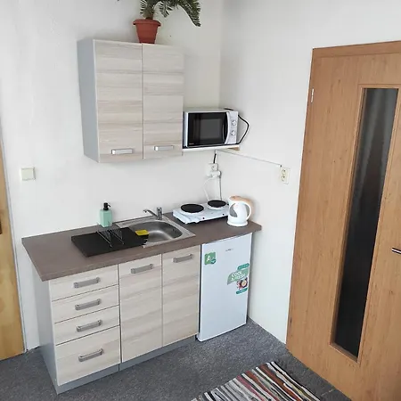 Vranov Apartment *